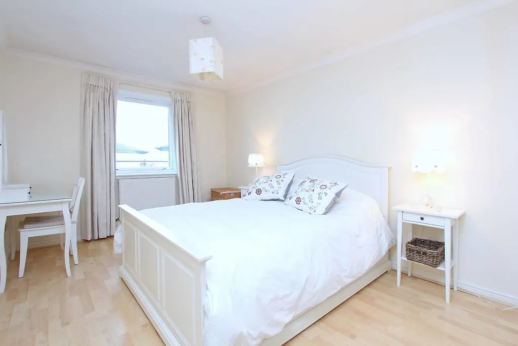 The Shore View Apartment Edinburgh United Kingdom