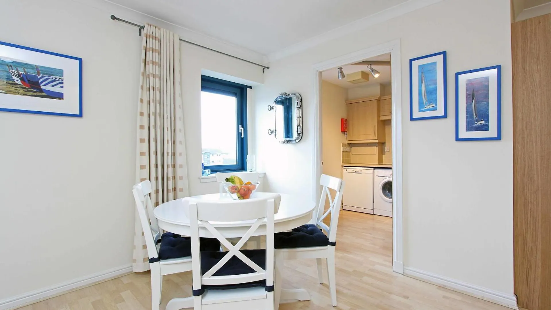 The Shore View Apartment Edinburgh